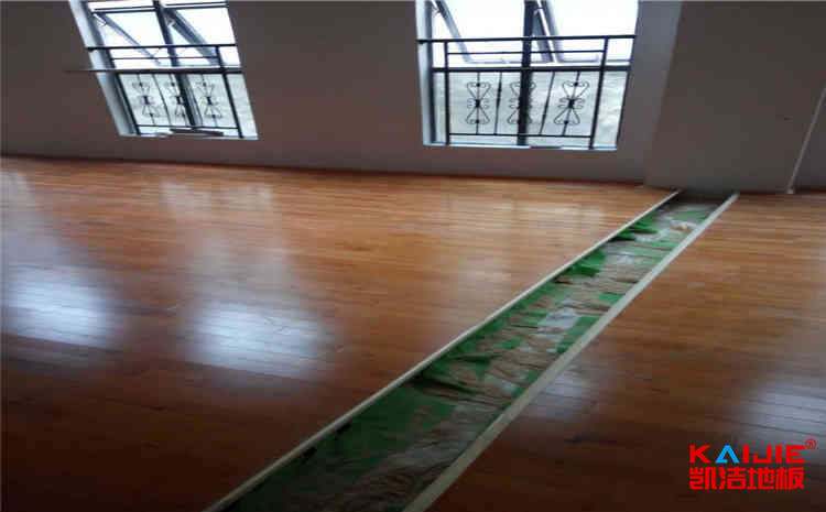 “每天1节体育课”应成更多学校标配(图1)